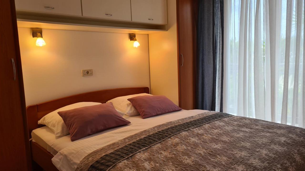 Villa Amalia Apartment 2 Малинська Екстер'єр фото